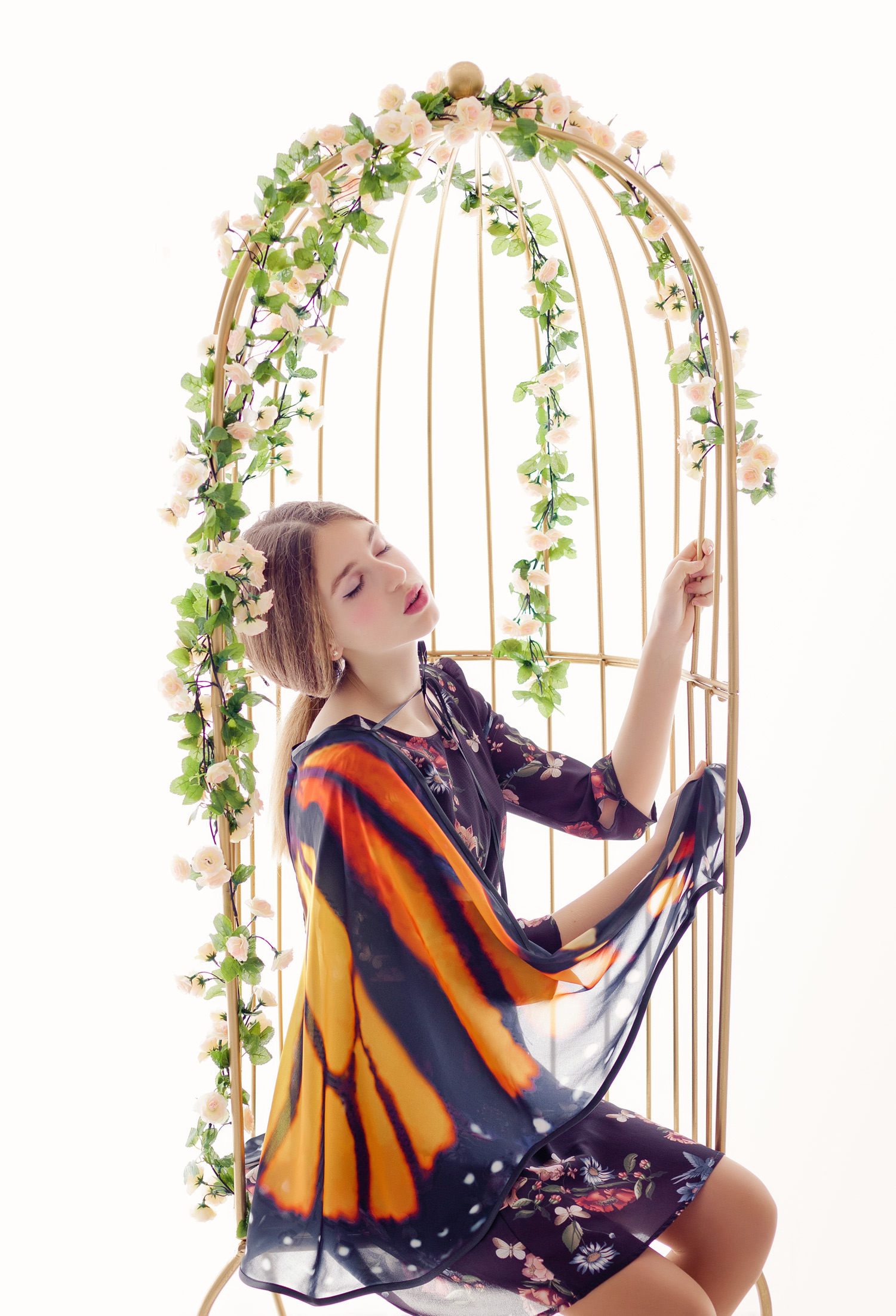 Chica en jaula - Sesión artística